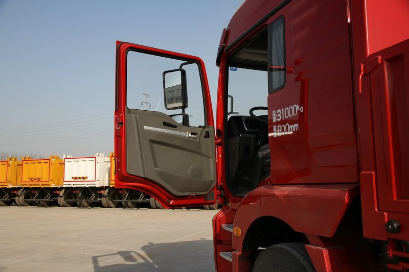 Shaanxi Shacman F3000 Dump Truck 8x4 Tipper Trucks 60 Tons Mining Transportation