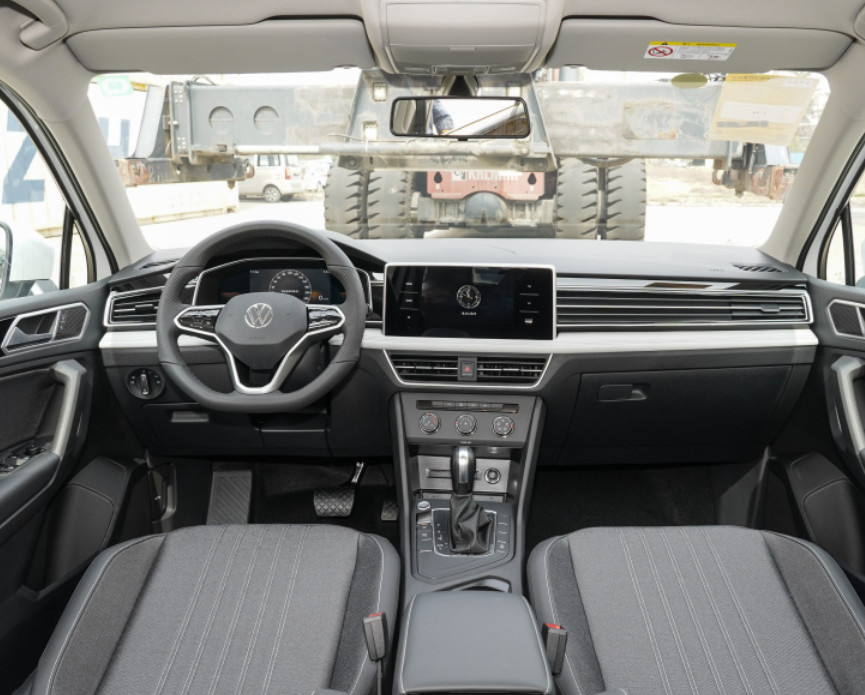 Volkswagen Tiguan L2023 330TSI automatic two-wheel version white SUV Used Car