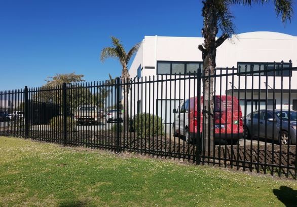 Powder Coated Iron Picket Tubular Steel Fence For Homes And Garden