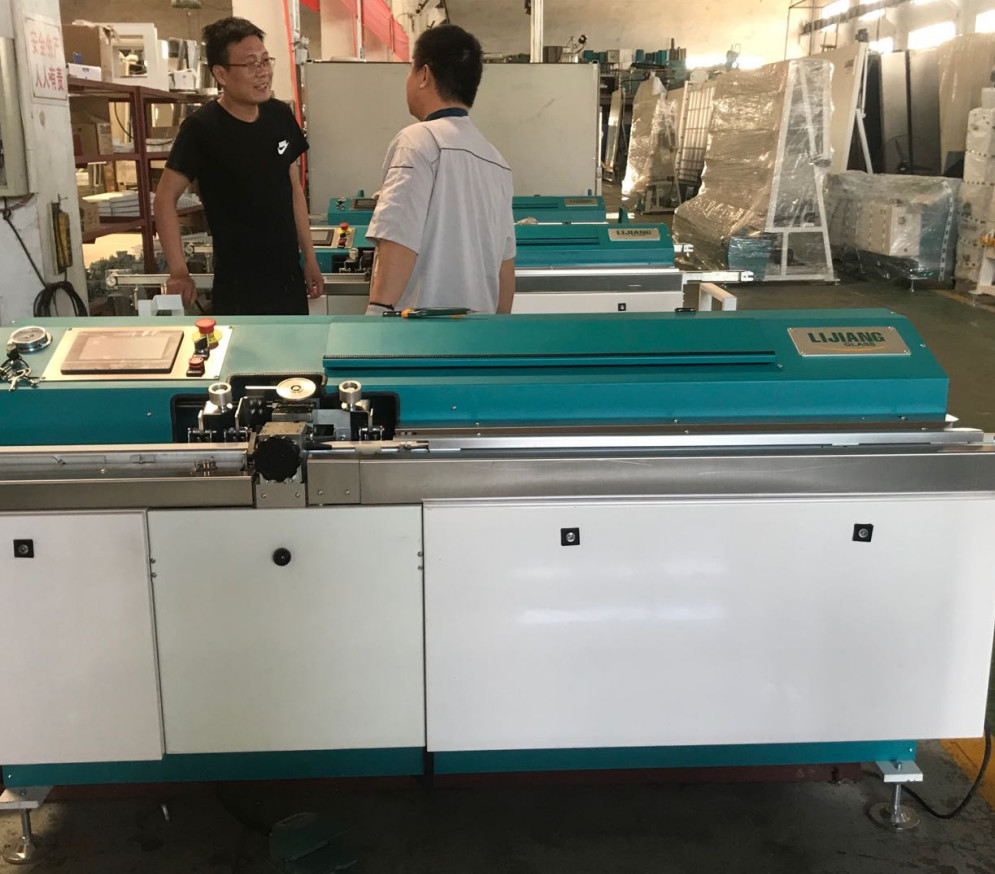 Insulating Glass Hot Melt Butyl Machine Butyl Silicone Sealant Machine