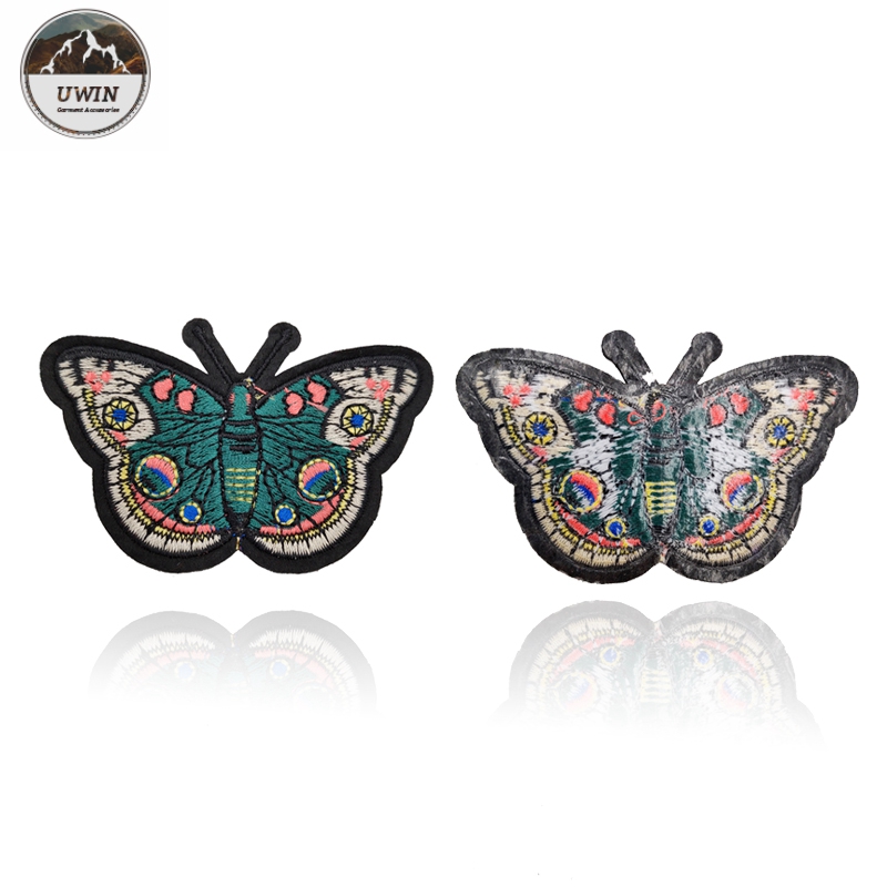 Washable Butterfly Sew On Embroidered Patches OEM Merrowed Border Customized Logo
