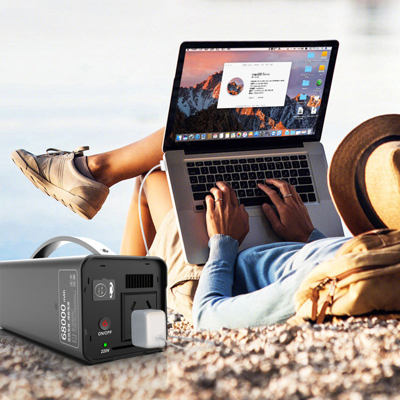 Portable Fast Charging Power Station 300W 68000MAh Overcurrent Protection