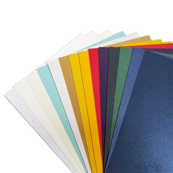 Customized Logo OEM ODM Recycled Paper Gift Bags With Twisted Handle