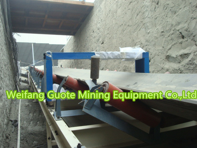High Sensitivity Window Type Metal Detector with Strong Anti-Interference Capability