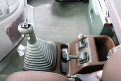 40t Tow Capability Dongfeng 6x4 Heavy Duty Tractor Truck With High Horsepower 520hp