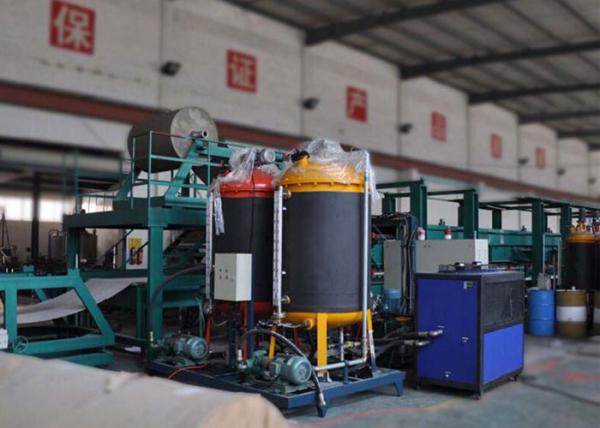 3m/Min PU Sandwich Panel Machine , 1200mm Polyurethane Sandwich Panel Production