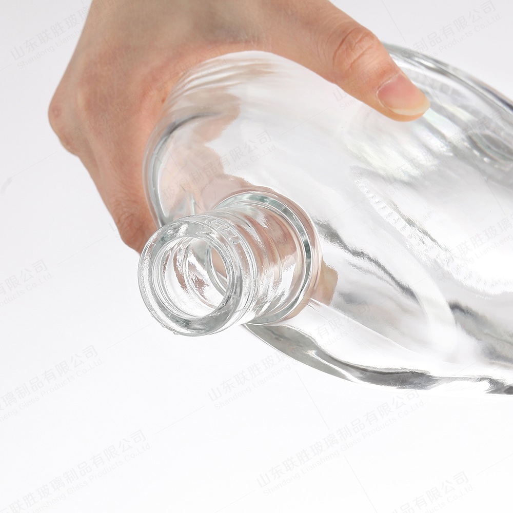 750ml 1000ml Clear Glass Collar Material Vodka XO Bottle with Crystal Color Printing