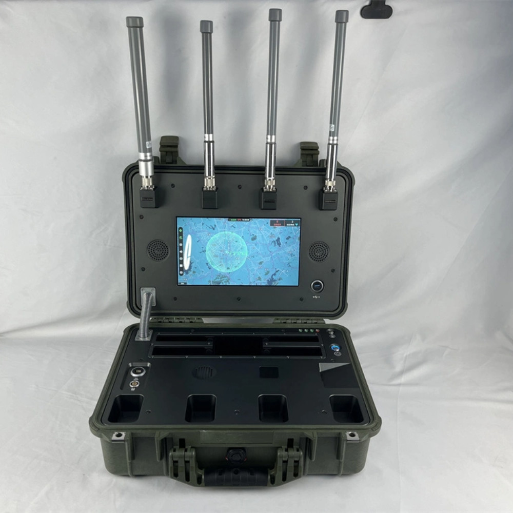 Border Patrol Guard Vehicle Drone Jammer Two In One Detection And Attack For Military