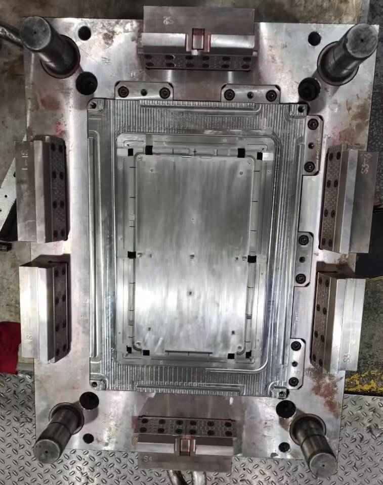 S136H 718H 2343 Custom Plastic Precision Injection Molding OEM