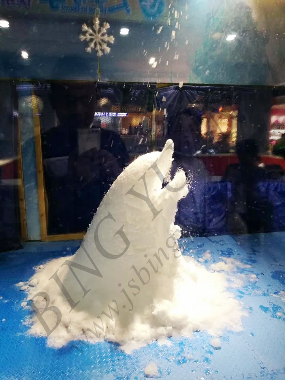 Stainless Steel 304 100KG Indoor Snow Making Machine , Fake Snow Falling Machine
