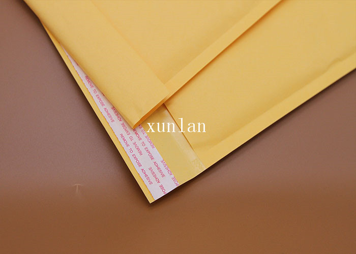 Yellow Kraft Shipping Bubble Mailers , Matt Bubble Wrap Packaging Envelopes