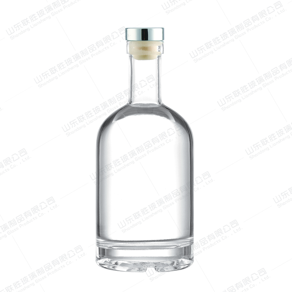 Sealing Type Rubber Stopper 500ml Clear Round Liquor Whisky Glass Bottle for End Bars