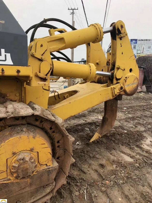 10M3 Blade Capacity Second Hand Bulldozer Shantui SD32 14.01L Fuel Consume