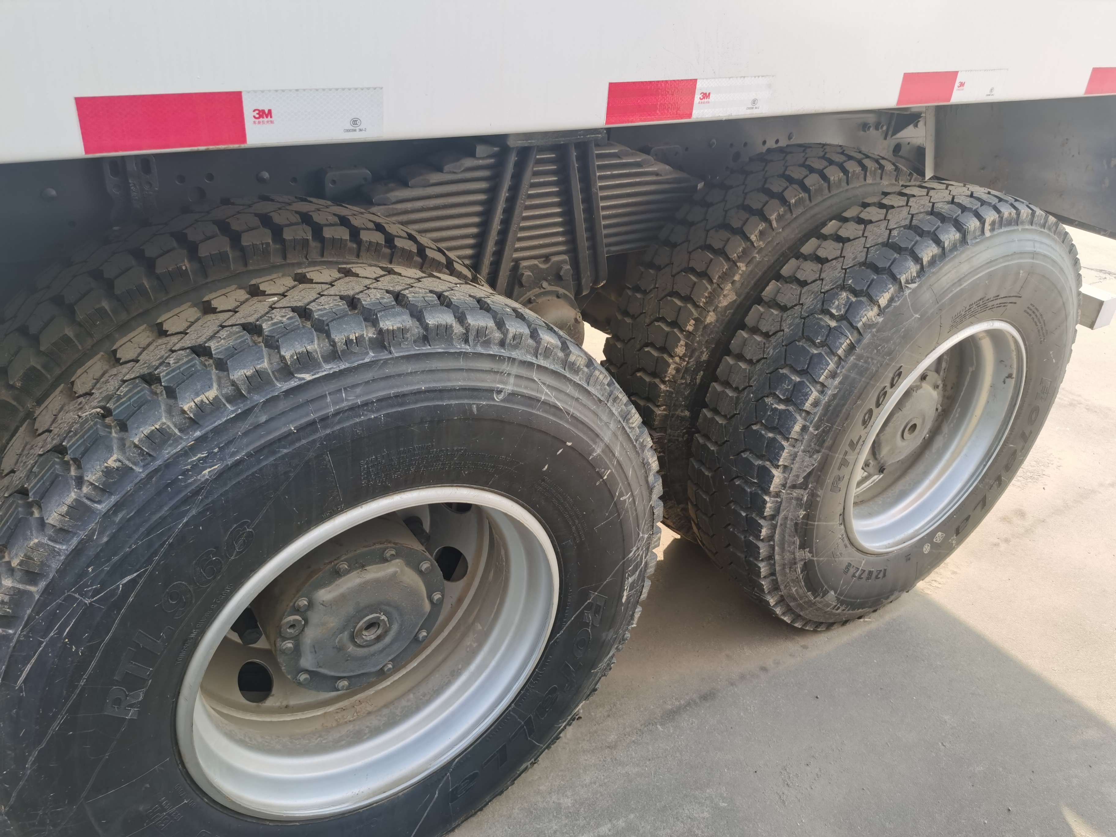SINOTRUCK HOWO 6X4 420hp 20 Ton Heavy Duty Used Dump Trailer Used For Sale