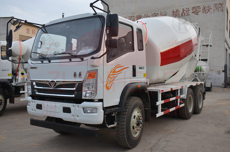 Sinotruck 6m3 Concrete Mixing Truck Drum Roller 7.3 ×2.35× 3.55m Size 14d Tilt Angel
