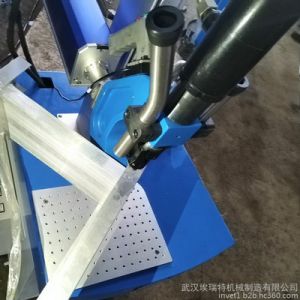 Simple operatation self piercing riveter