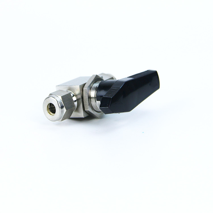 High Pressure Stainless Steel 3 Way Ball Valve For Water Oil Gas