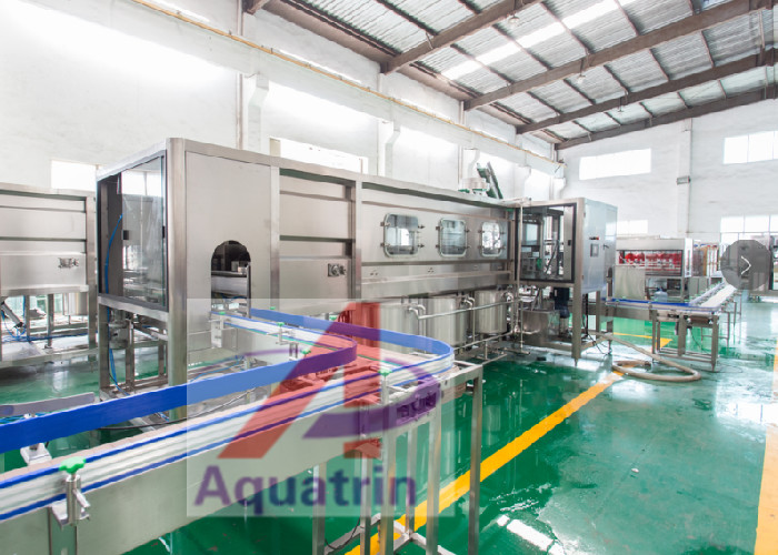 1.38kw SUS316 Filling Capping Machine 18.9L Bottle Water Making Machines