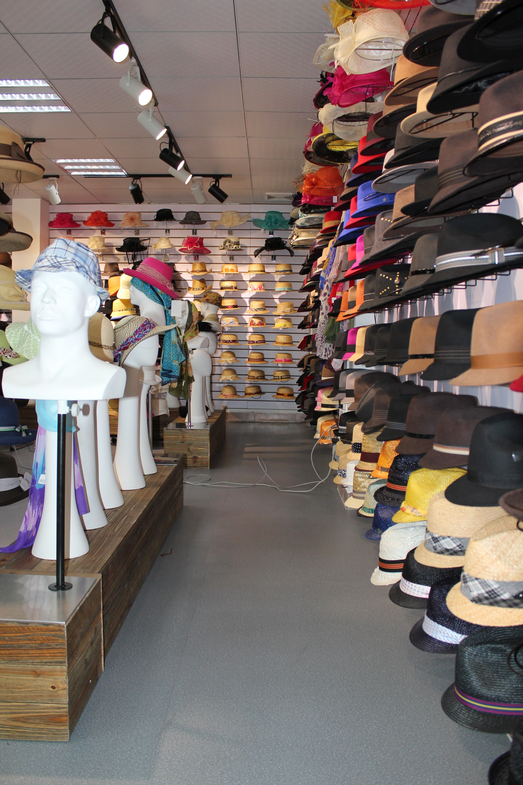 QF17034 Sun Accessory trendy fashion 5 panel mesh snapback cap ,caps in stock MOQ only 3 pcs