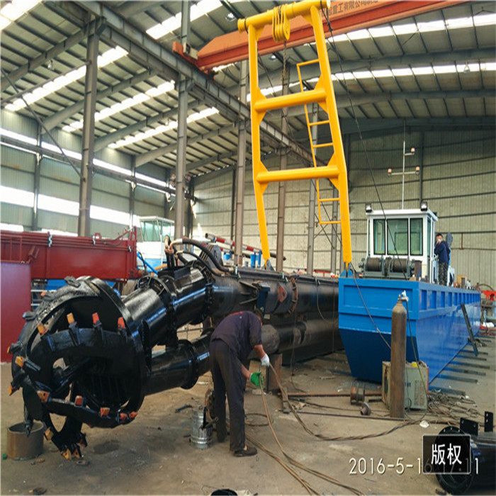 KEDA dredger gold diamond and sand 14m Digging Depth 800Kw sand mining machinery dredger