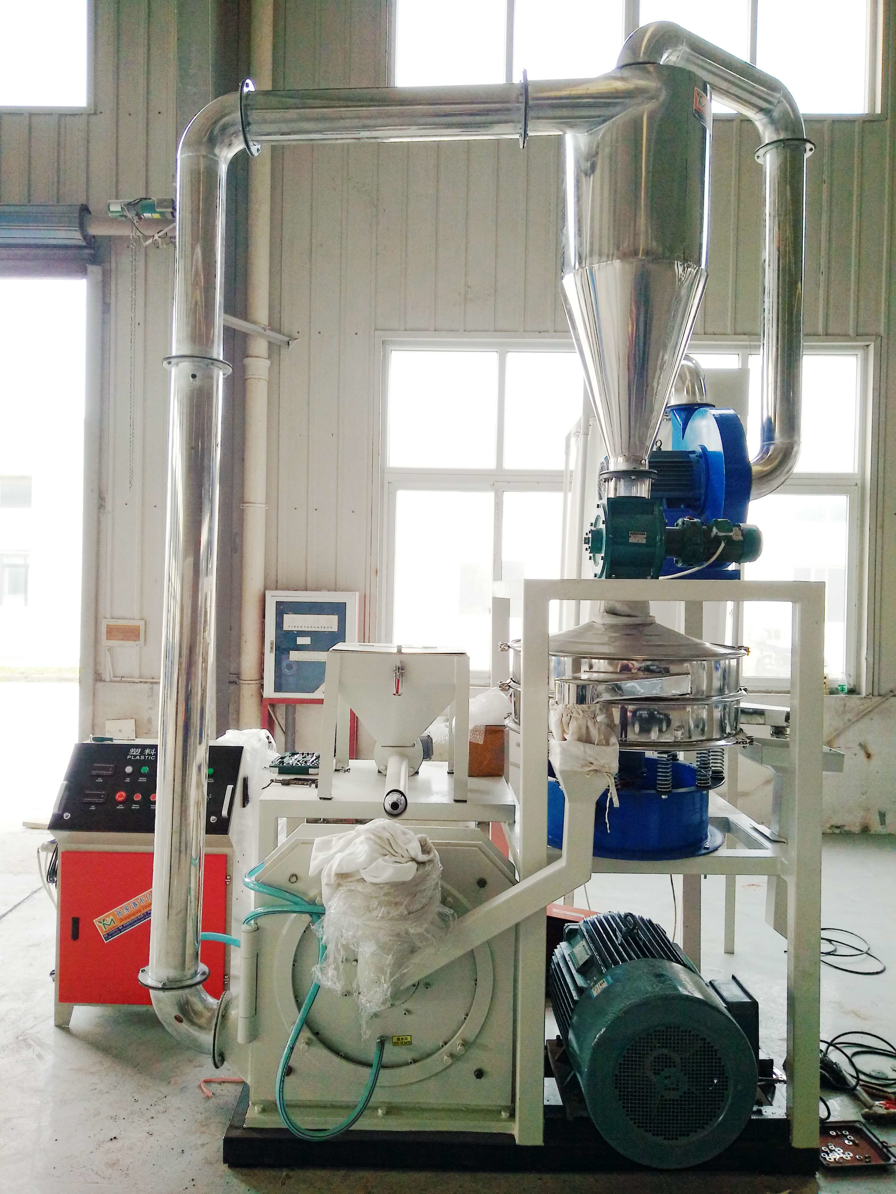 Environmental Protection Plastic Scrap Grinder Machine 37KW With Steel Blade