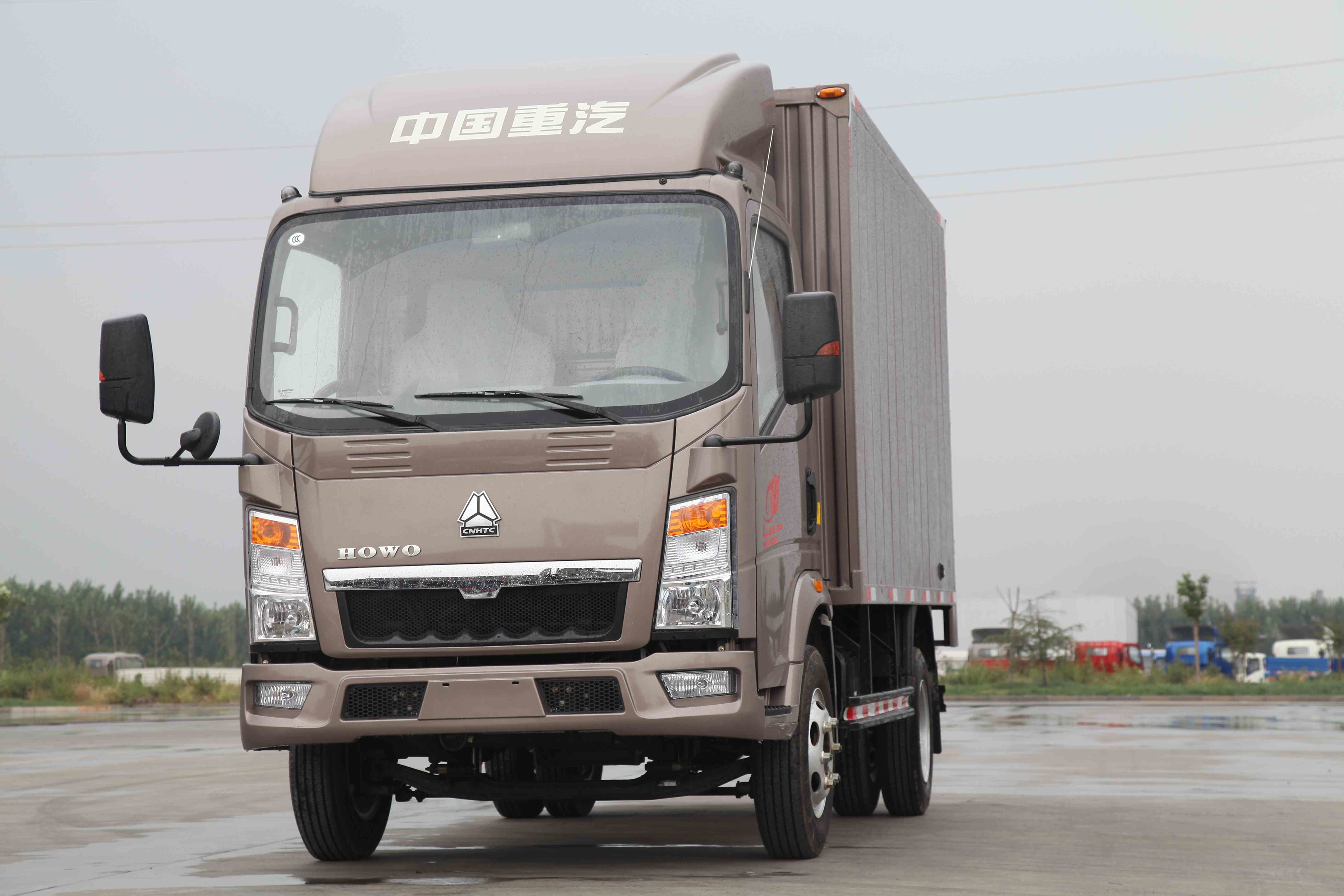 Sinotruk HOWO mini Van Truck 4-6 tons mini Container Cargo Truck