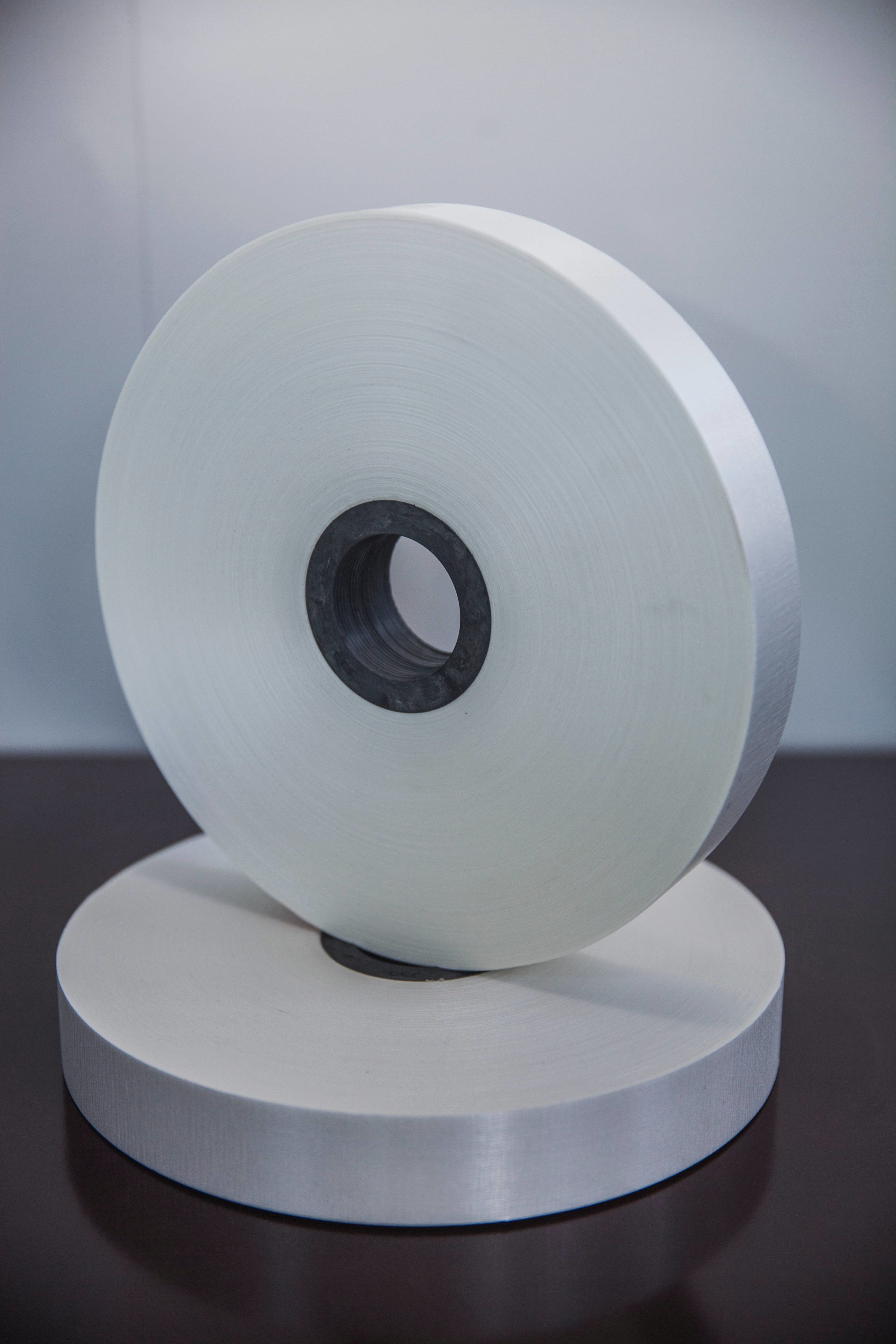 Single Side Synthetic Mica Tape Roll High Dielectric For Electric Insulation