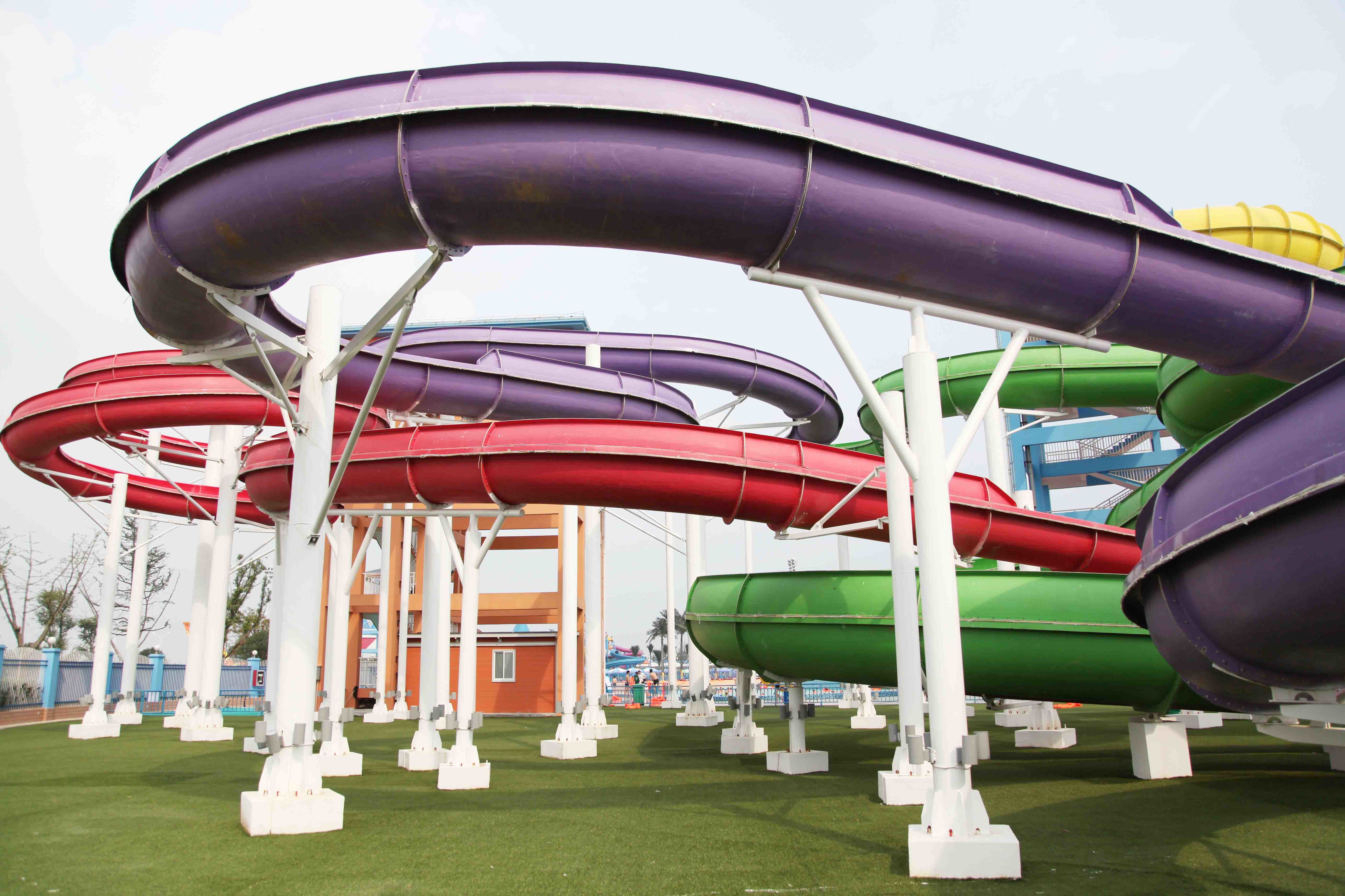 Adult Giant Spiral Fiberglass Water Slide For Outdoor Amusement Park