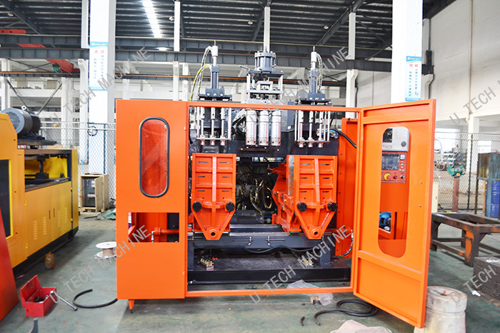 42KW HDPE Blow Moulding Machine 5L Blue Open Top Drum Extrusion 720mm Moving
