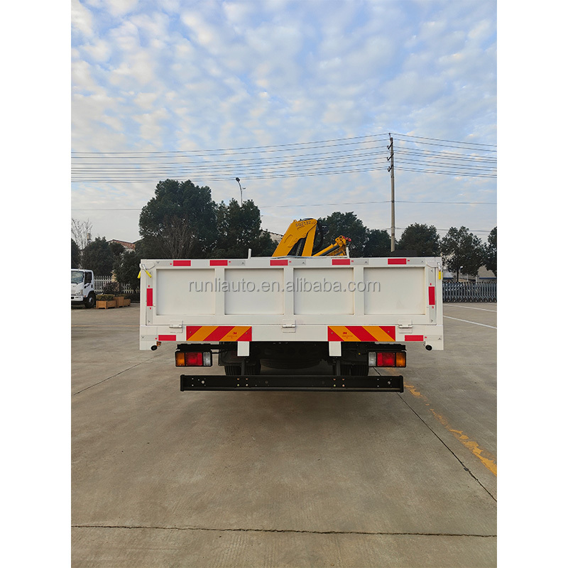Japan 2 Tons 3.2 Tons SQZ32 SQZ38 Folding Arm Cargo Mounted Crane ISUZU 4x2 ELF Crane Truck Mounted