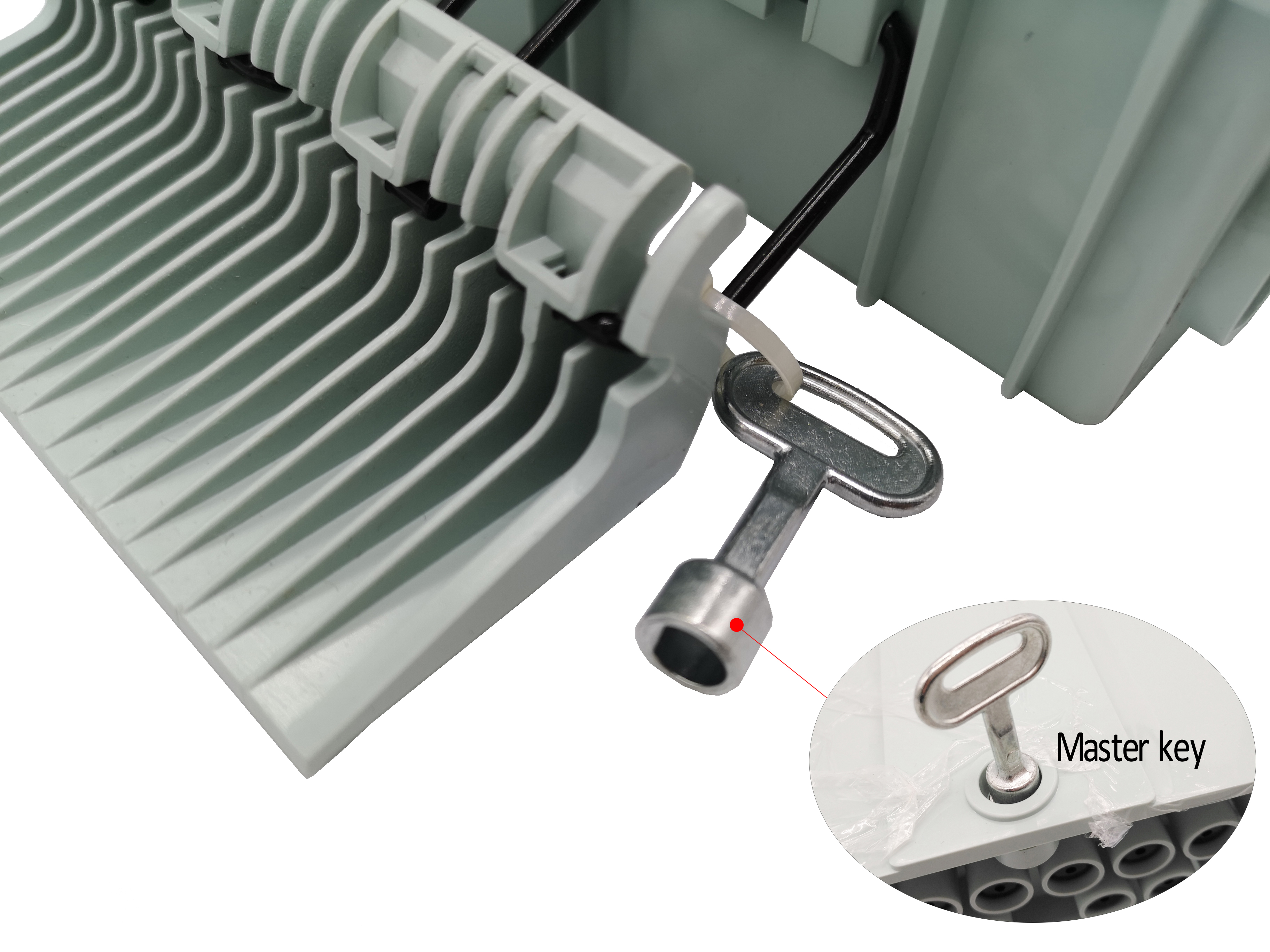 32Ports IP65 Protection Black Fiber Optic Splitter Box for Feeder and Drop Cable Connection
