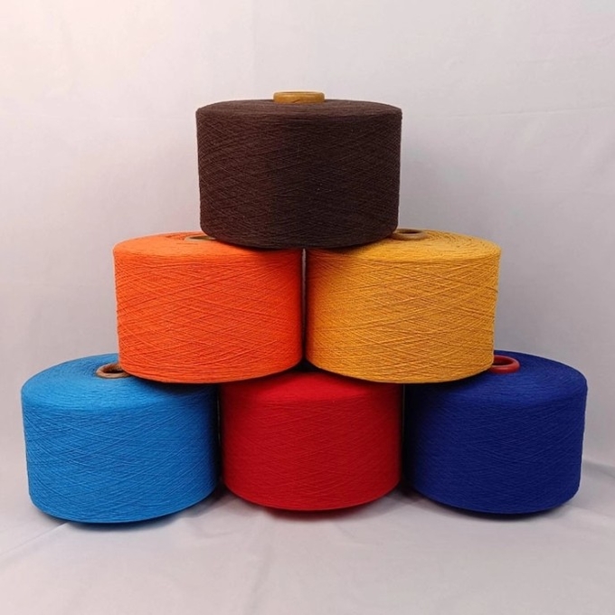 Ne 6/1 8/1 10/1 Optical White / Raw White Regenerated Cotton Yarn For Knitting Gloves