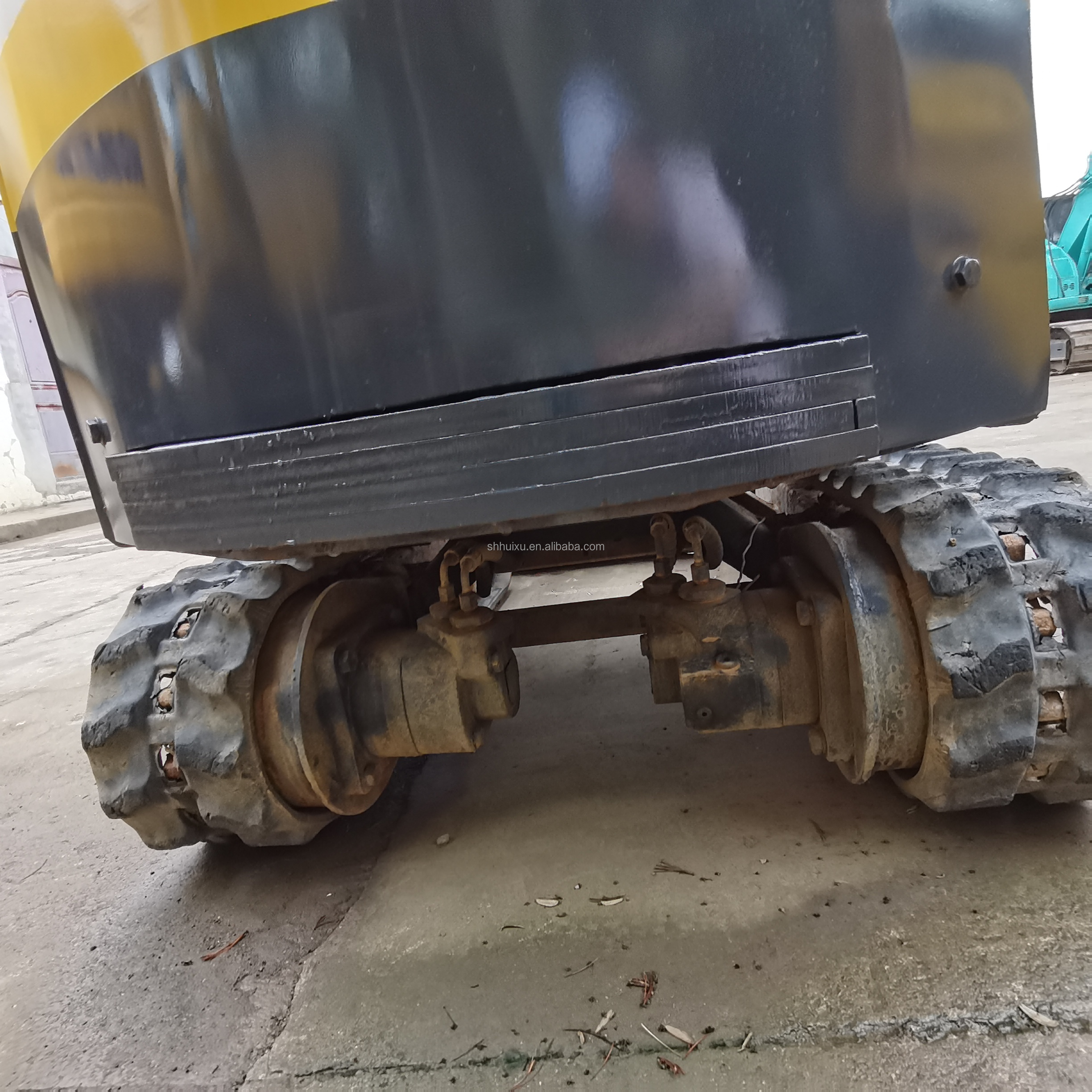 Kobelco SK200 Cheap price Kobelco 10 second hand hydraulic crawler excavator Japan origin Used mini digger