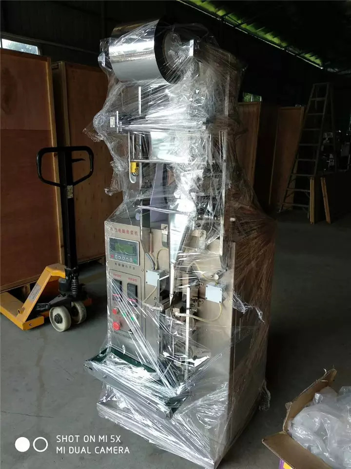 Multifunctional Cosmetic Liquid Filling Machine 1.1KW Pneumatic For Granular
