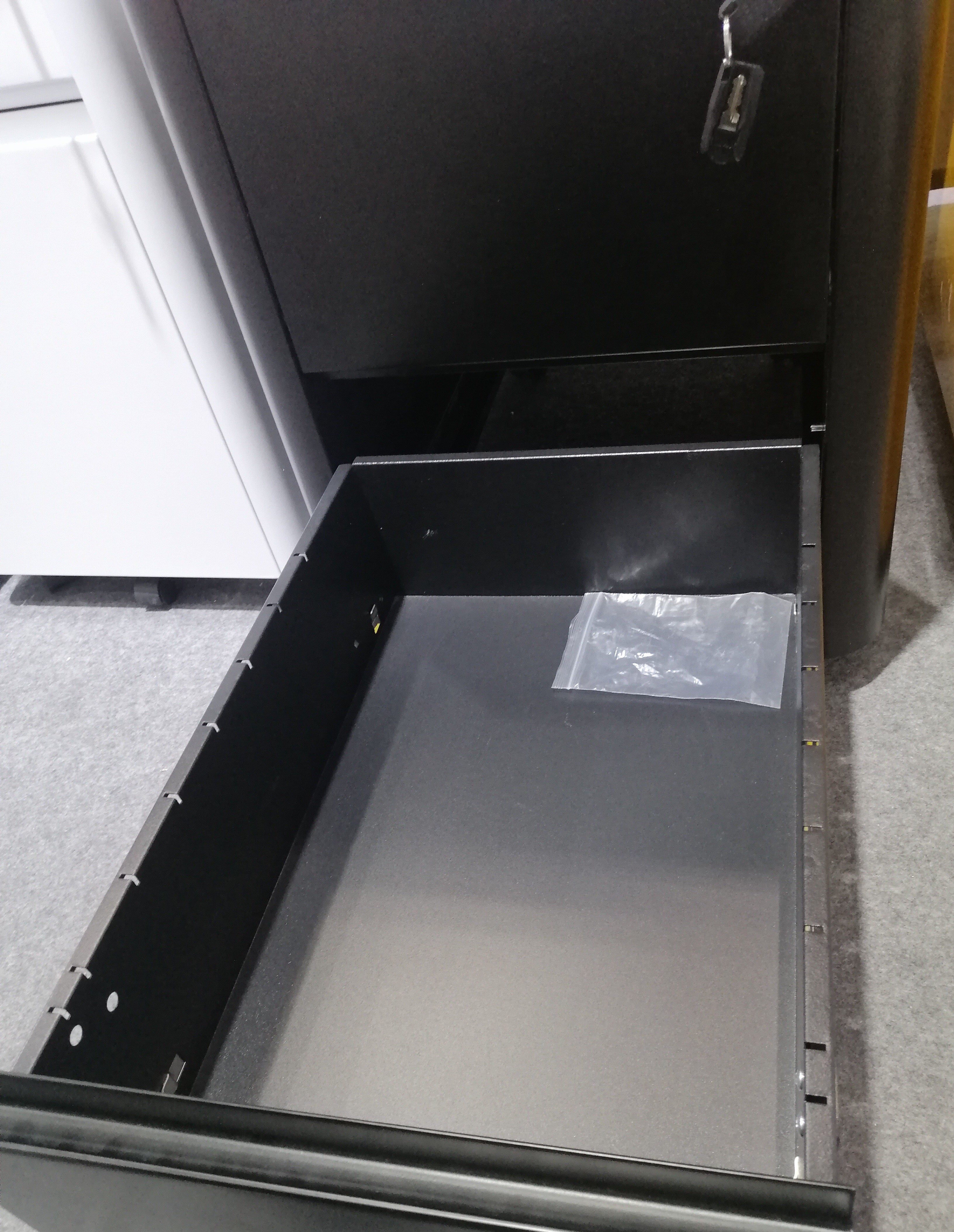 Big Round 3 Drawer Pedestal Mobile Cabinet Manufacturers 0.7mm Thickness
