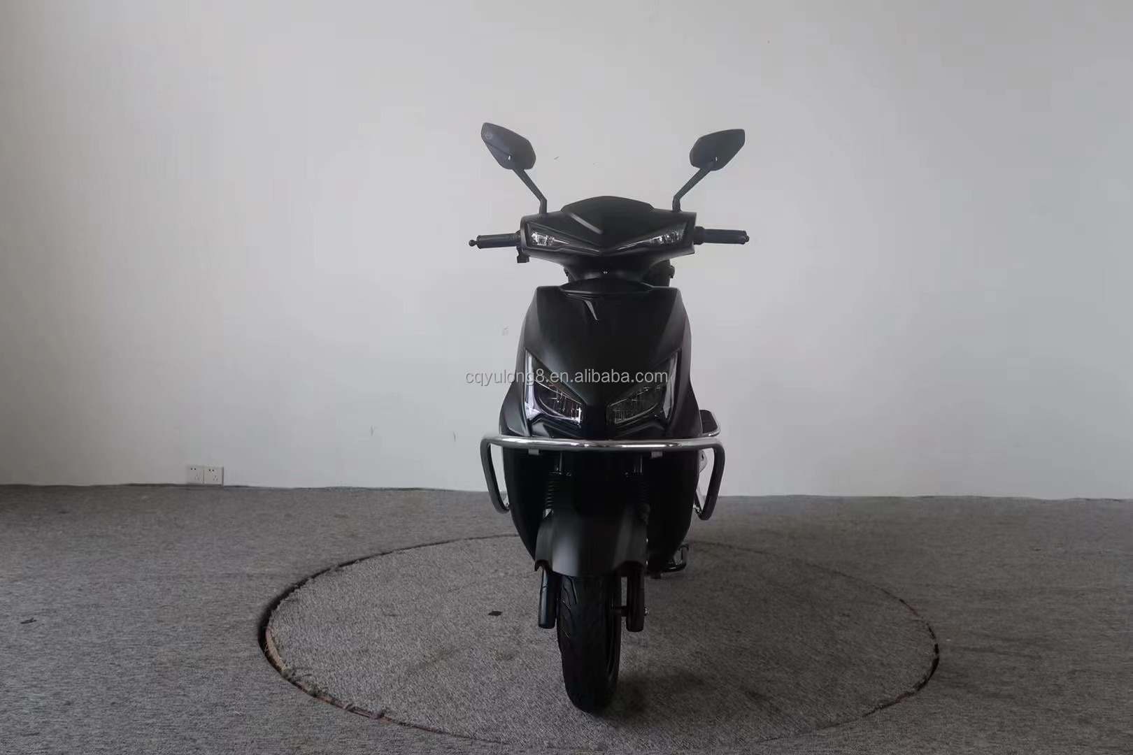 Disc Brake Electric Motorcycle with 1000W/2000W/3000W Motor Power and 3.0-10 Tire