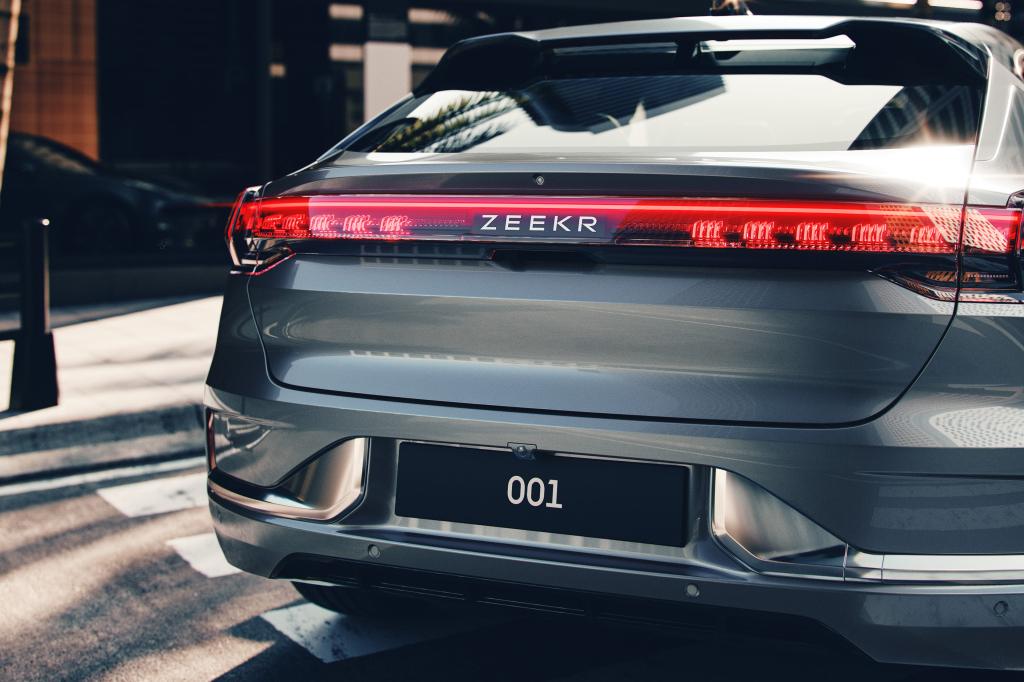 Electric Car Geely Zeekr 001 2023 2024 YOU ME WE EV Car 100kWh 670KM AWD 0km Used Cars Zeekr Auto Sports New Energy Vehicles