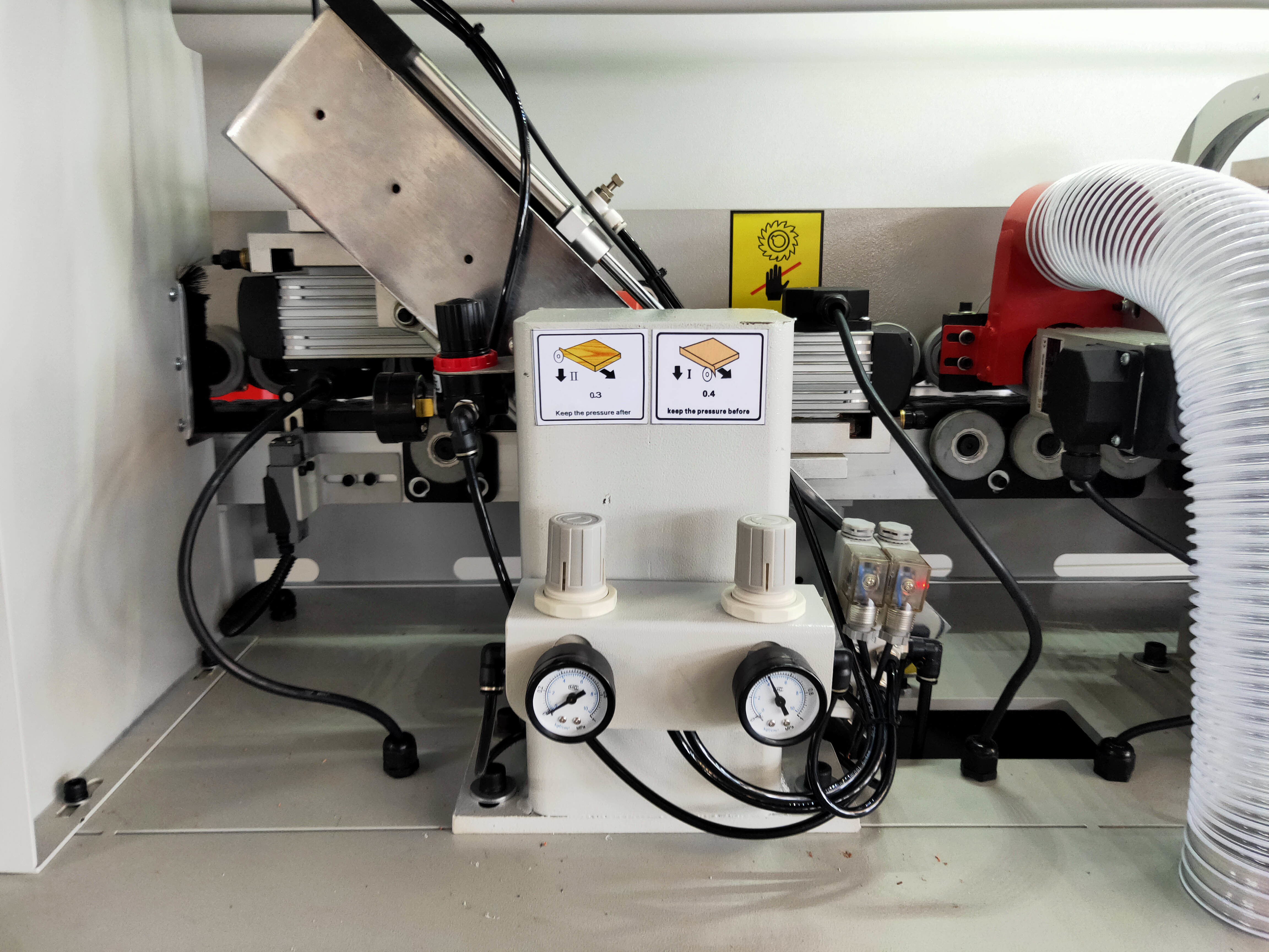 Wood Board Edge Banding Machine for Kitchen Cabinet Production Panel Thickness 10-60mm Edge Band Tape Thickness 0.4-3mm
