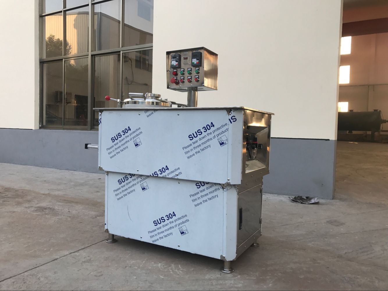 300 Kg Batch Wet Mixer Tablet Granulation Machine Tablet Production Lines