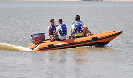 PVC Fabric Catamaran Work Boat 450cm Inflatable Catamaran Boats For Water Sports