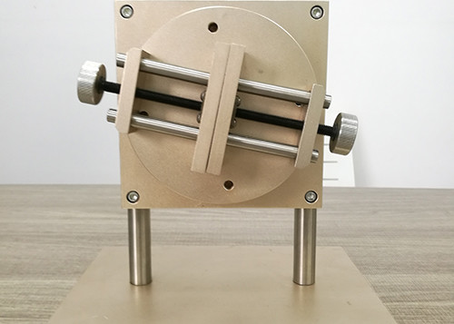 IEC60884 Fig13 Lateral Strain Resistance Checking Device