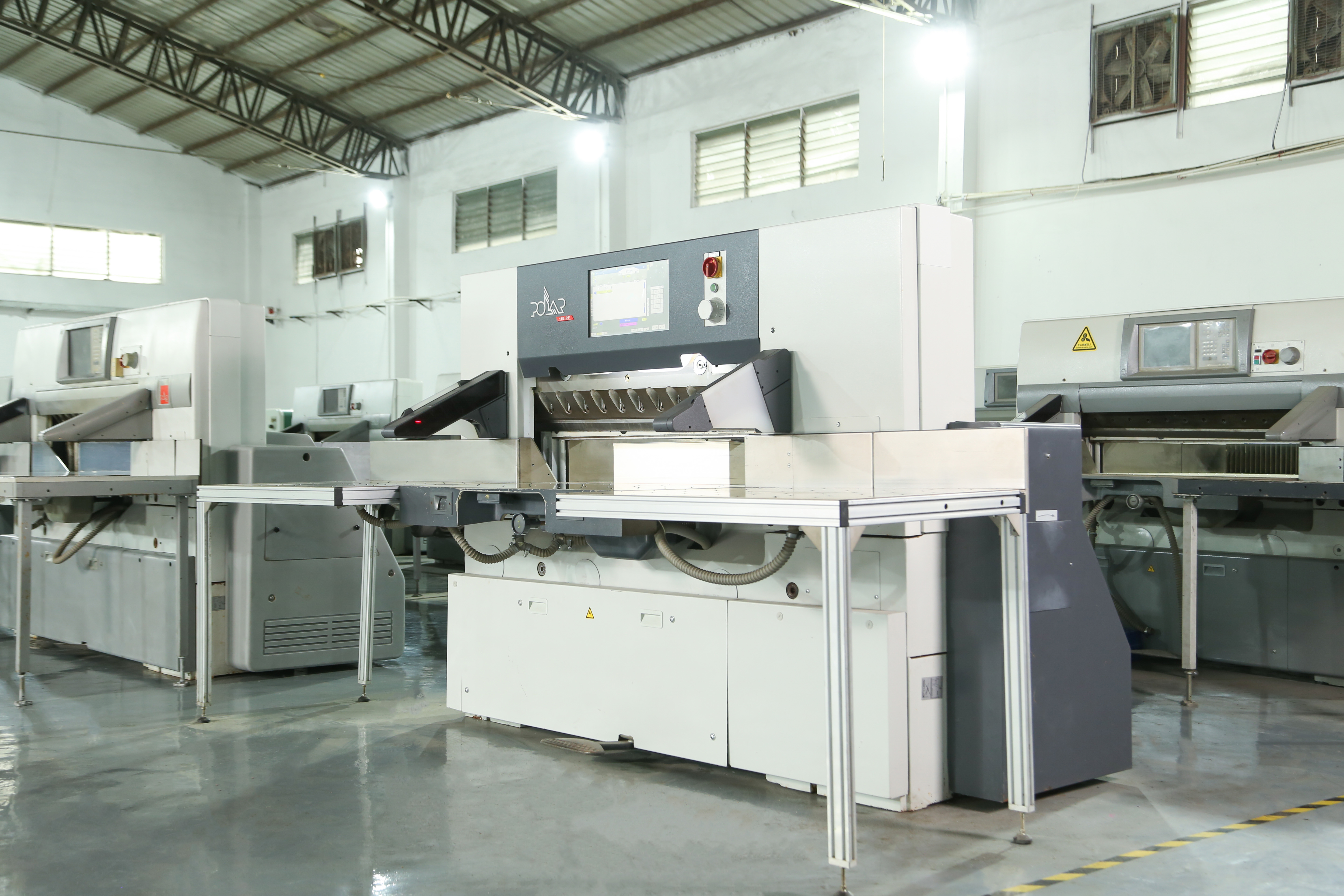 Taurus Polar 115EM Electric Paper Cutting Machine Used Enhance Your Cutting Efficiency