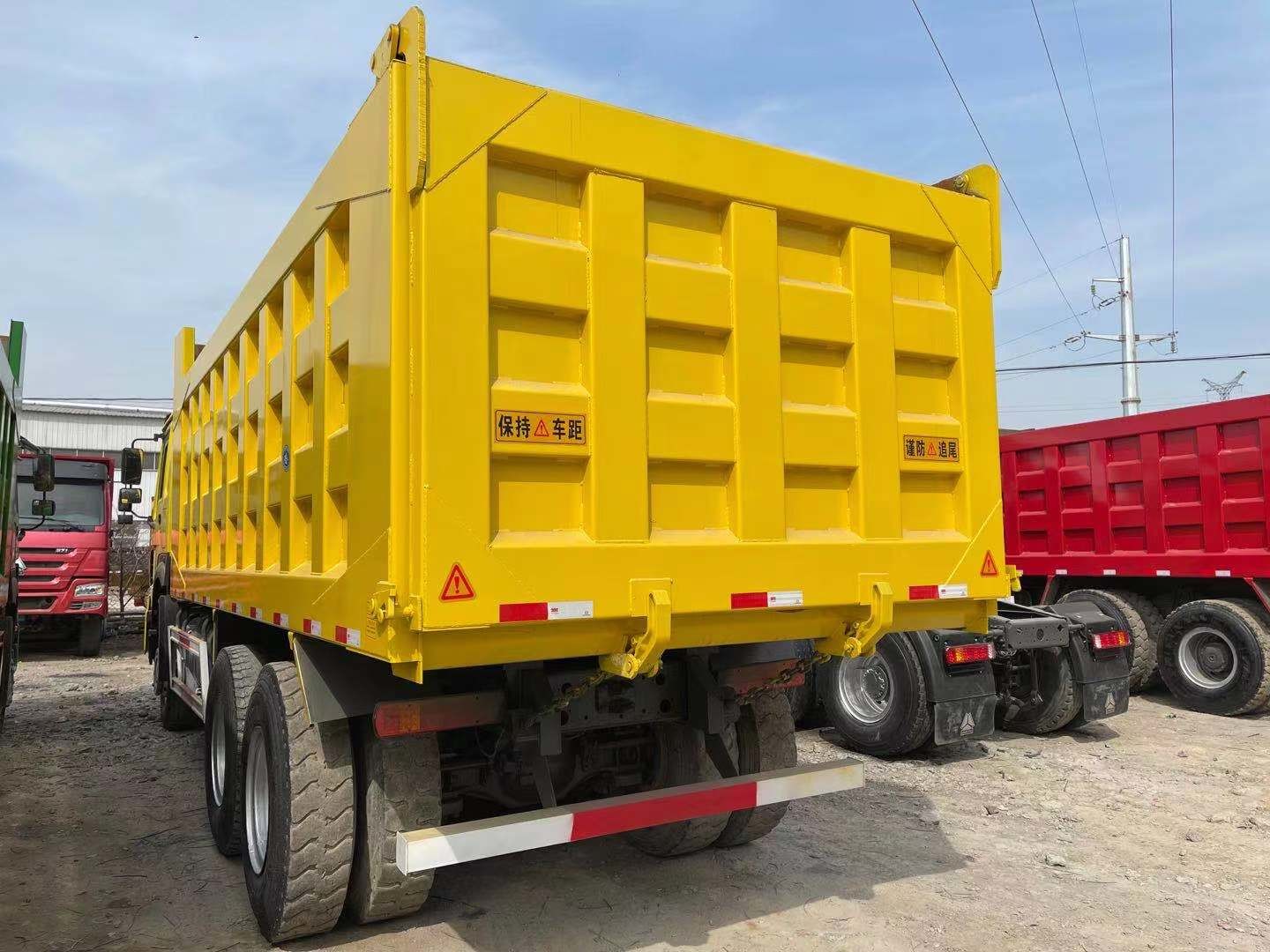 USED DIESEL howo DUMP TRUCK Auto Transmission 2015-2021 china Used for Benefit howo heavy truck