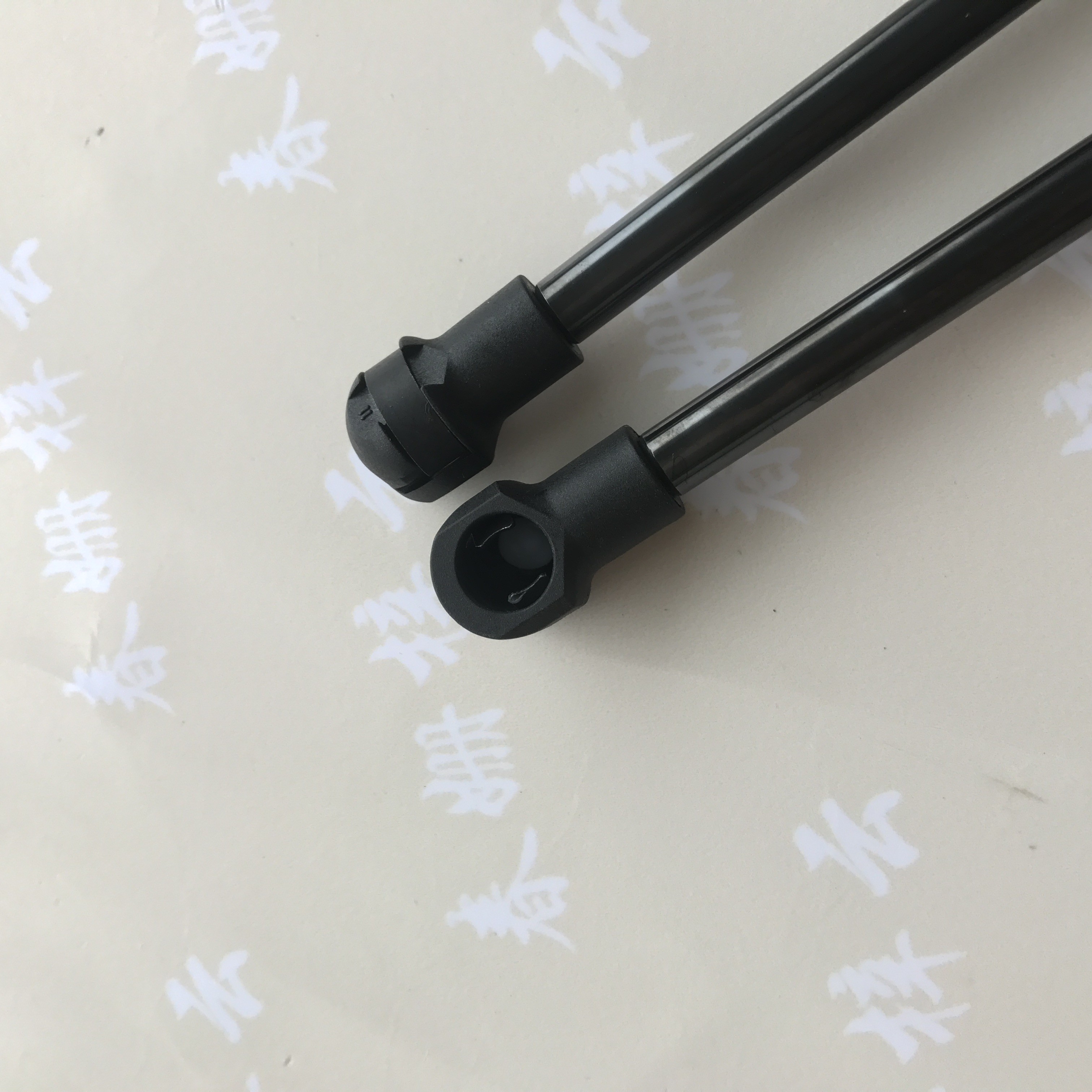 Rear Hatch Lift Supports / Automotive Gas Springs For Eagle Talon / Mitsubishi Eclipse