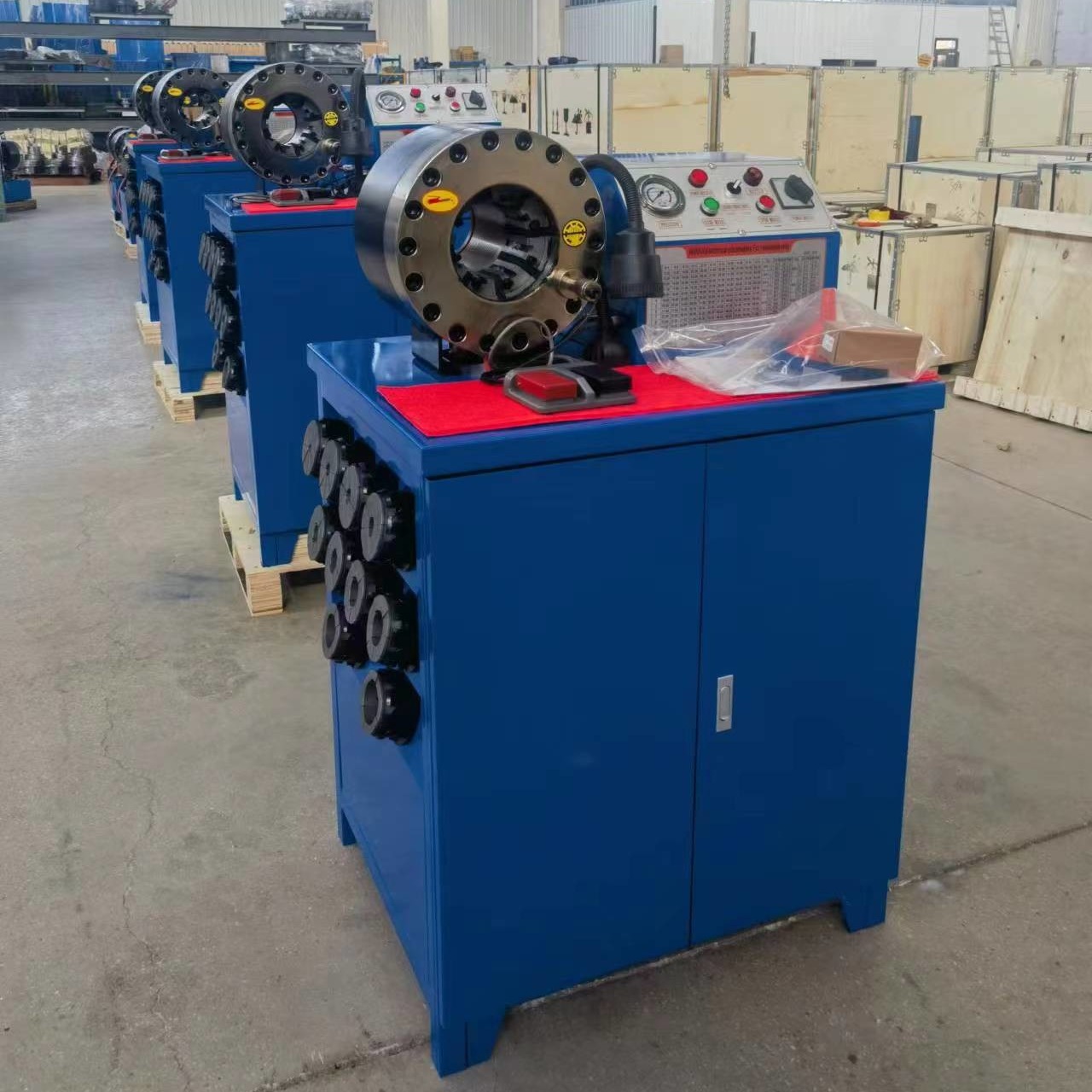 Electric Powered Hydraulic Hose Crimping Machine 31.5MPa For Industrial Use