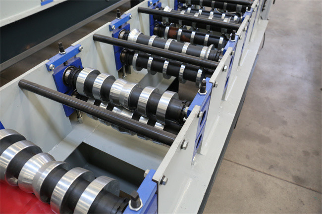 Color steel roof ridge cap roll forming machine high speed roof metal