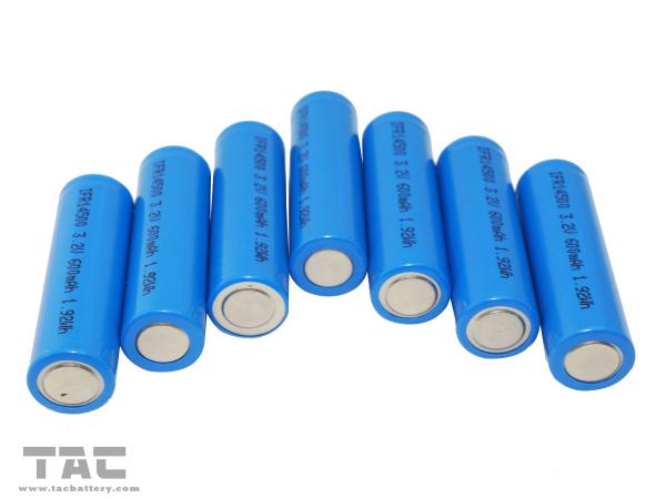 Super Long Lifespan 3.0V / 3.2V Led Flashlight AA Batteries with Low self