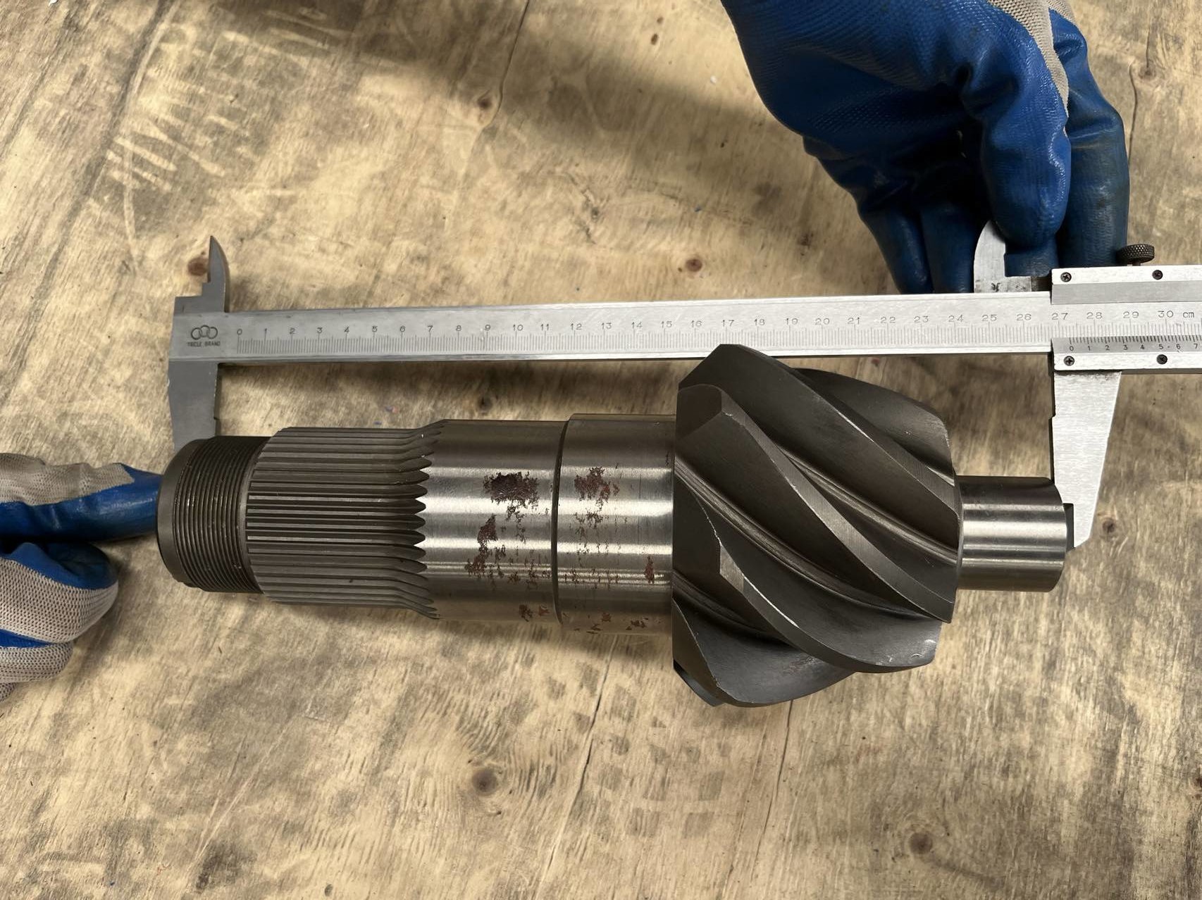 2402N1041-025/026 Crown Wheel Pinion Gear Bevel Gear Parts