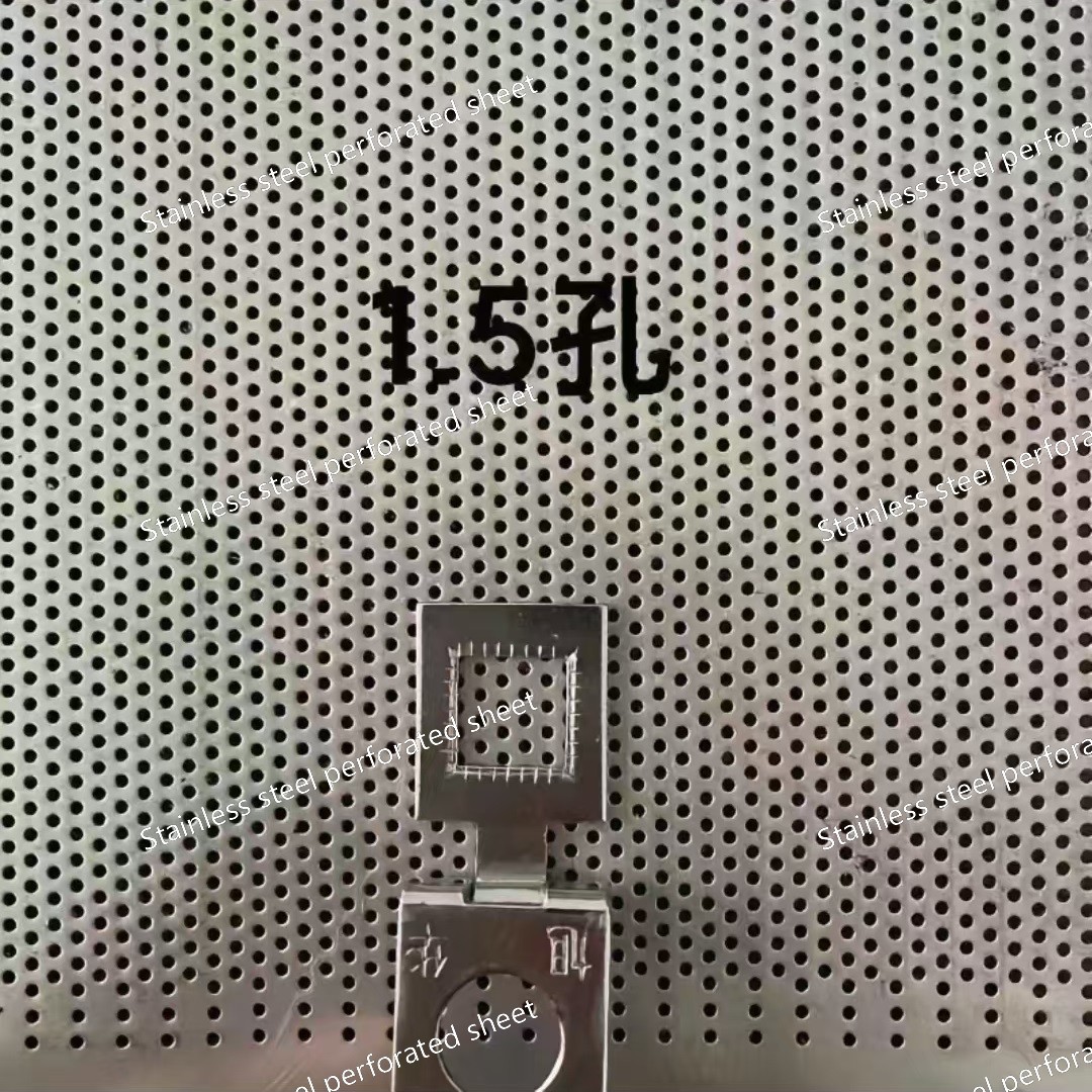 Alloy 904L / UNS N08904 Stainless Steel Perforated Sheets Thickness 0.3 - 3.0mm With Hole Diameter 0.1-20.0mm