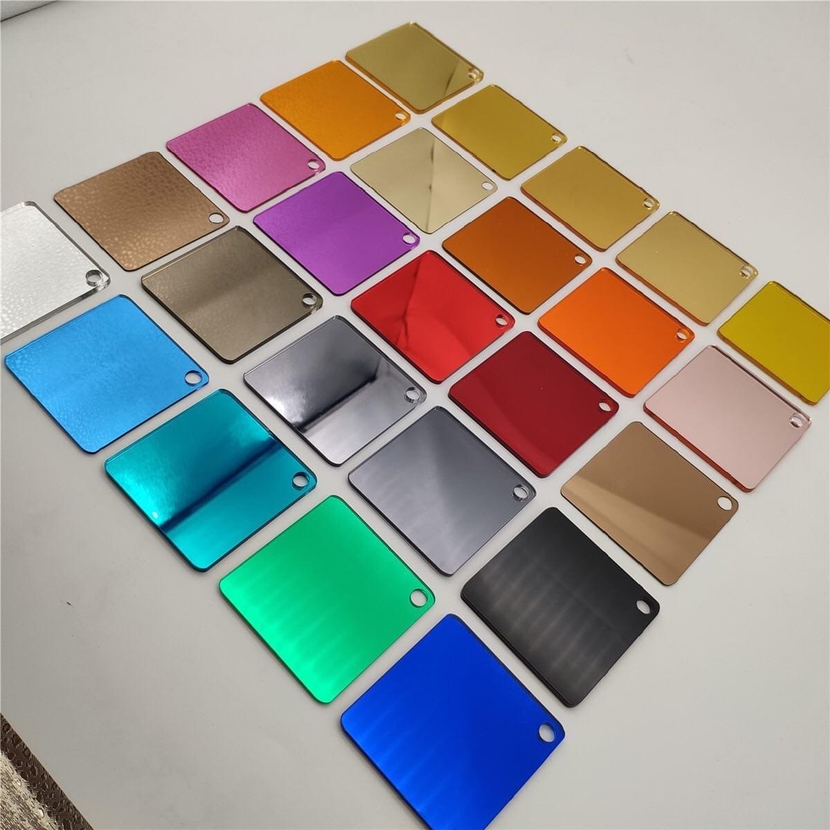 High Reflective Non Adhesive Gold Silver Mirror Acrylic Sheet Scratch Resistance
